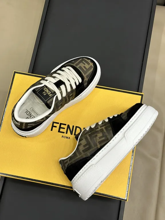 Fendi Shoe 